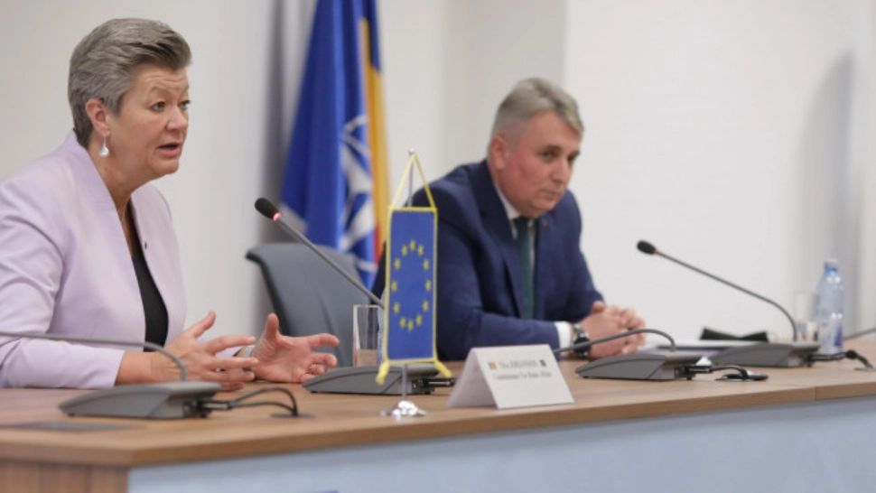 Comisarul european pentru afaceri interne: Este momentul ca România să fie membru deplin în Schengen