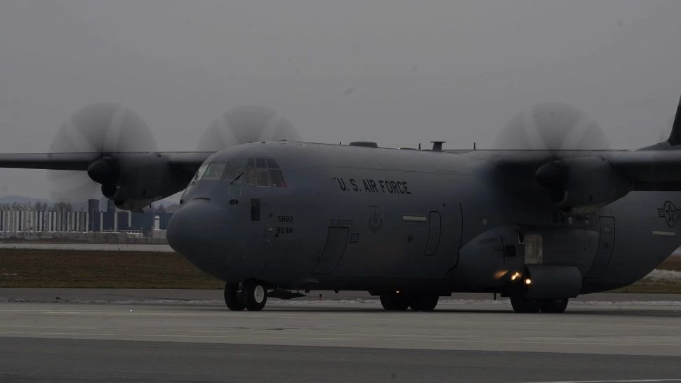 Avioane poloneze, în alertă! Aeronave militare, în aer după atacurile rusești de la frontieră