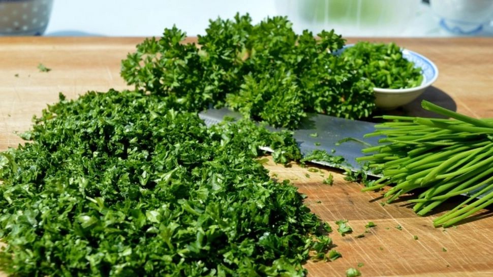 Uimitoarea dietă cu pătrunjel: Slăbești 5 kg. în doar 7 zile