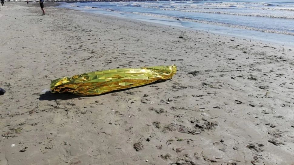 Descoperire macabră pe malul mării, în Eforie Nord