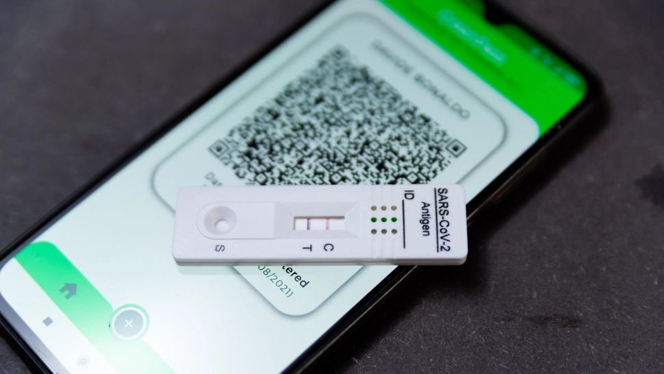 Informație BOMBĂ, la Culisele statului paralel: Ce se întâmplă cu certificatul verde în România, în 2022