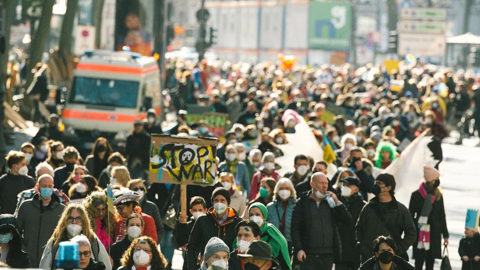FOTO | Proteste masive în Germania: 250.000 de persoane cer pace în Ucraina