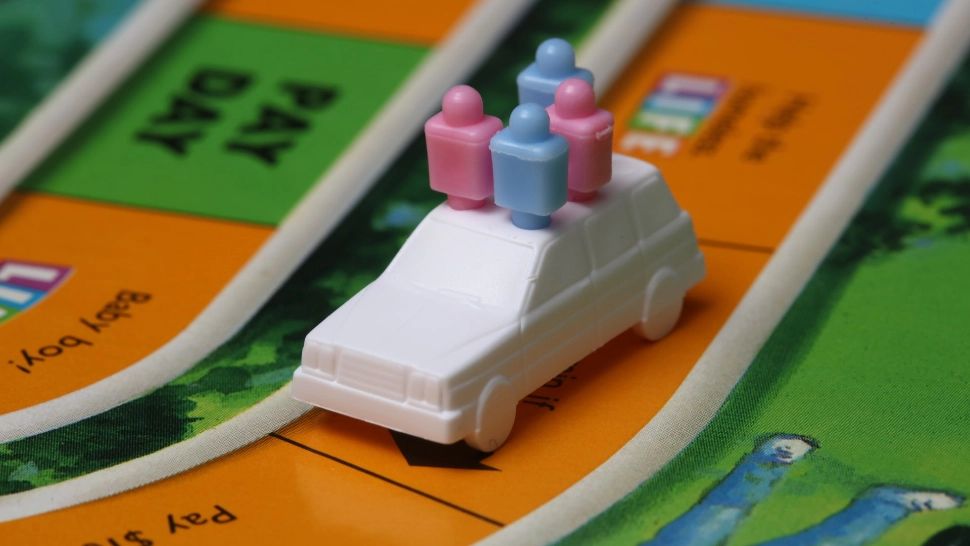 Jocuri de societate de care să te bucuri împreună cu familia și prietenii (P)