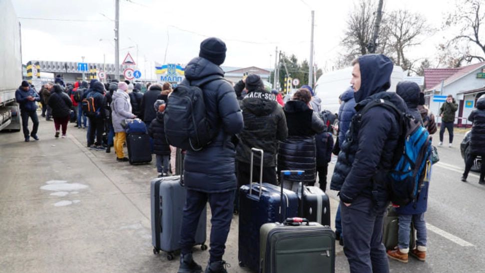 Ajutor pentru Ucraina. România construiește 2 tabere mobile, la Sighet și Siret 