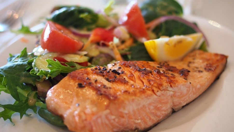 Consumul de pește îți prelungește viața. Iată care sunt cele mai recomandate sortimente 