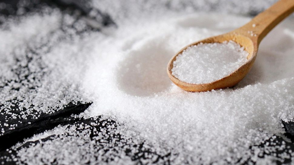 Cele mai tari trucuri cu sare. La ce mai poate fi folosită, în afară de a da gust mâncării