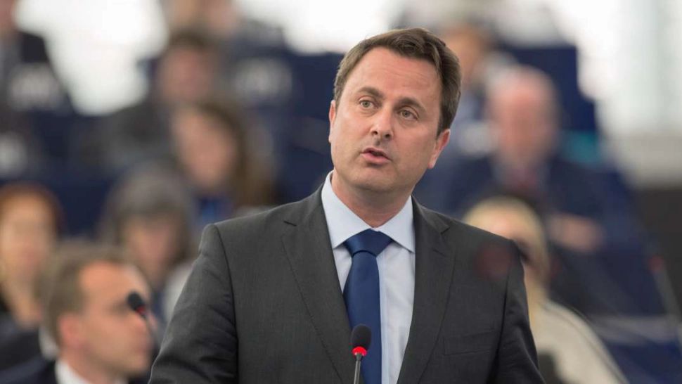 Acuzat de plagiat, premierul luxemburghez Xavier Bettel a anunțat că va renunța la diplomă 