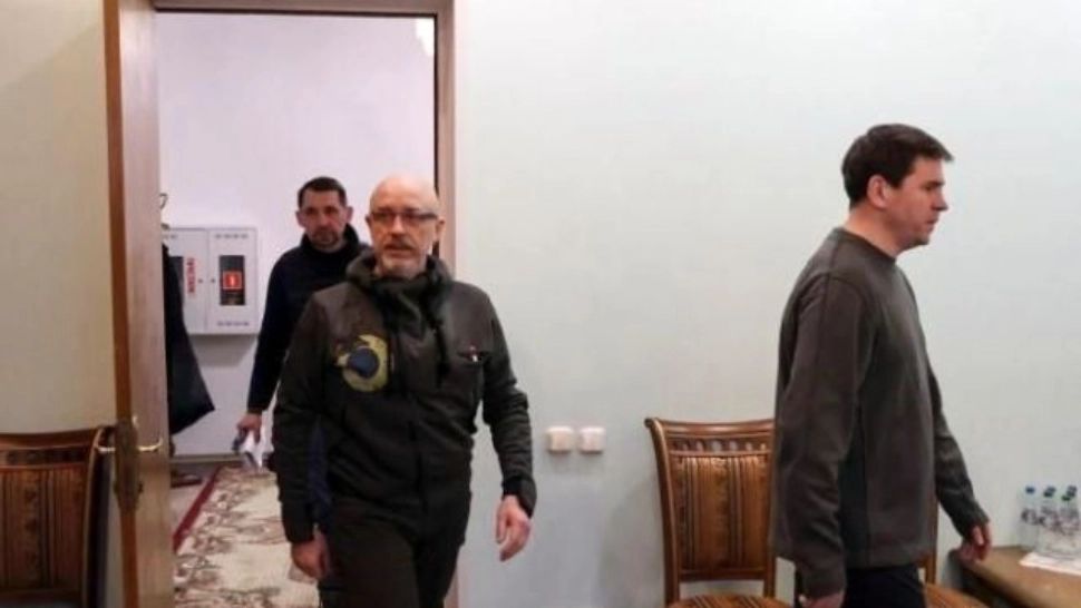 Podoliak: "Ar trebui să vă rugați ca armata Ucrainei să îi omoare aici". De ce trebuie să se teamă rușii odată ce soldații lor se vor întoarce acasă