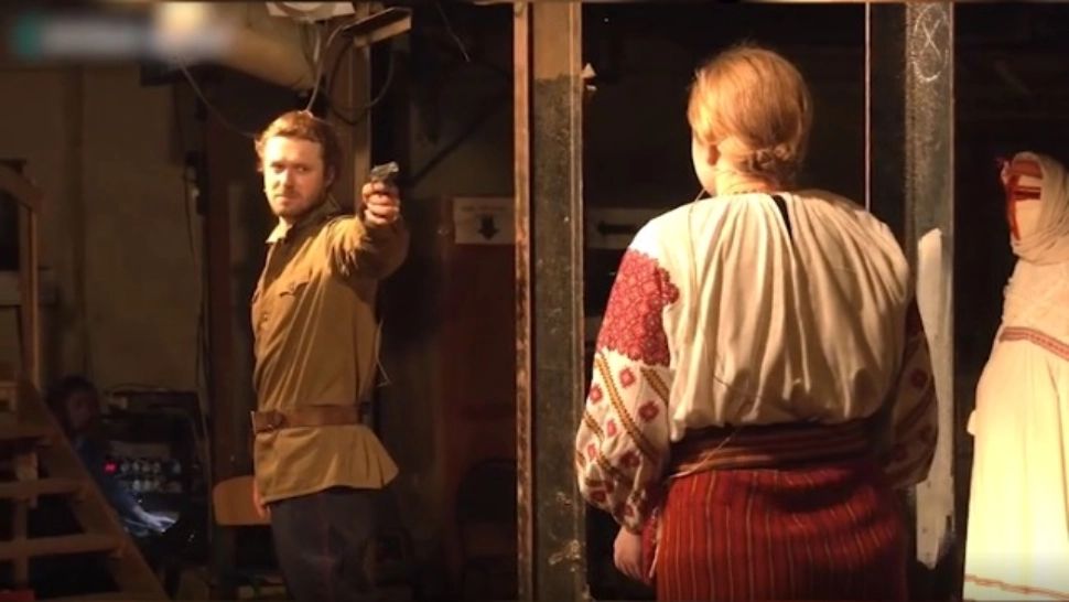 VIDEO | Rezistență prin artă în plin război. Actorii ucraineni țin spectacole ca să ajute armata