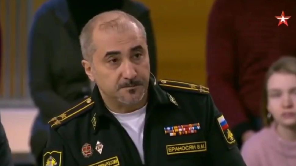 VIDEO Episod halucinant la TV. Un moderator rus l-a întrerupt brutal pe un militar care spunea că mor soldați în Ucraina