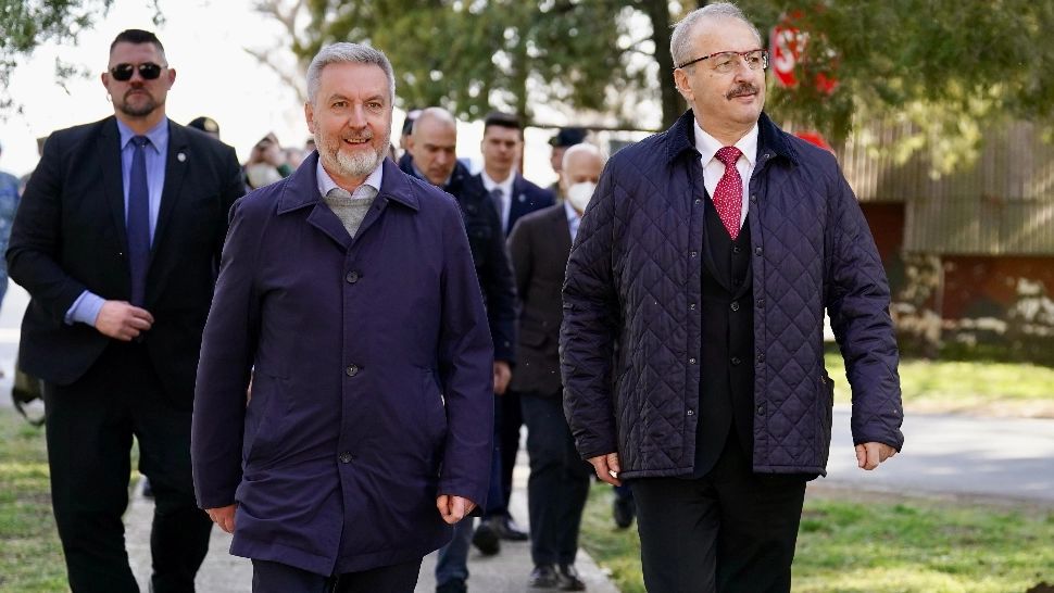 Situația de securitate din Marea Neagră, pe agenda discuțiilor dintre Vasile Dâncu și omologul său italian