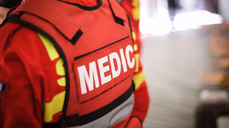 Accident grav în Pipera - O femeie a murit după ce mașina în care se afla a intrat într-un cap de pod