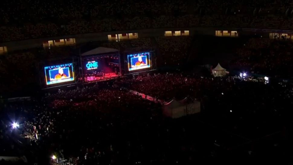 „We Are One”. Armin Van Buuren, Tom Odell şi artişti români concertează în sprijinul refugiaţilor ucraineni