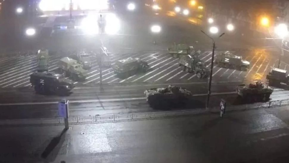 Război Ucraina. Rușii au ocupat primul oraș important - Herson, după ce a fost bombardat intens 7 zile