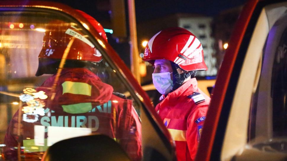 Tragedie în Satu Mare. Un bărbat a murit într-un incendiu la o hală dezafectată