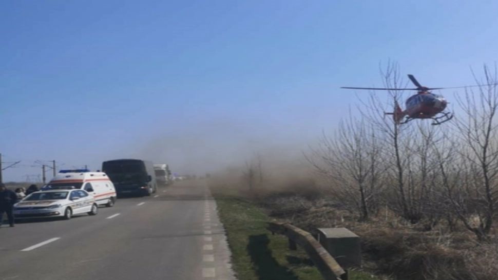 Accident CUMPLIT în Ialomița: 5 victime, între care 2 copii.  A intervenit elicopterul SMURD