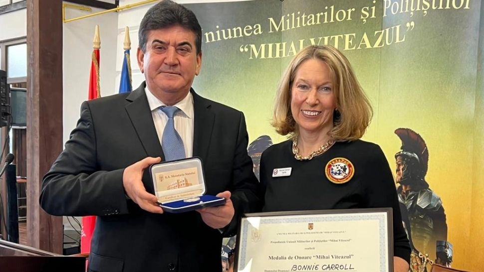 Generalul Gabriel Oprea a primit vizita președintelui Programului de Asistență pentru Supraviețuitorii Tragediilor din SUA