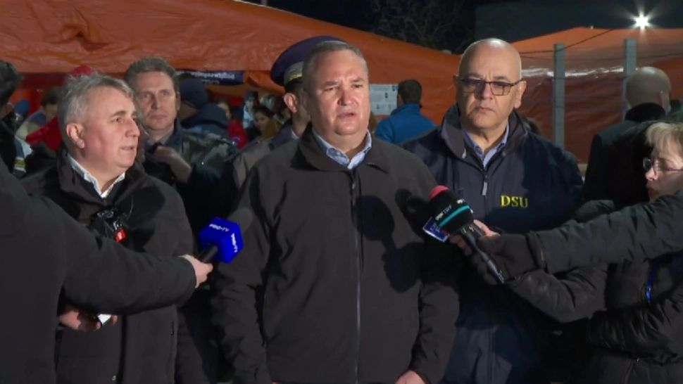 VIDEO Premierul Nicolae Ciucă la Isaccea, punctul prin care refugiații ajung în România cu bacul: "Mulțumesc tuturor celor implicați"