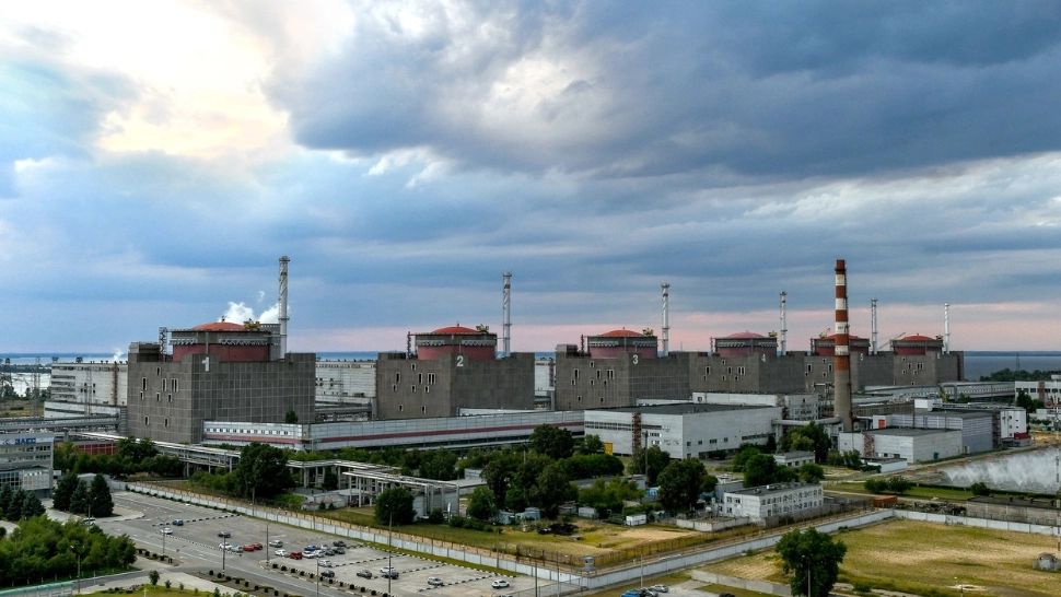 Agenţia nucleară ucraineană Energoatom AVERTIZEAZĂ: rușii plănuiesc să arunce în aer muniție la centrala nucleară de la Zaporojie