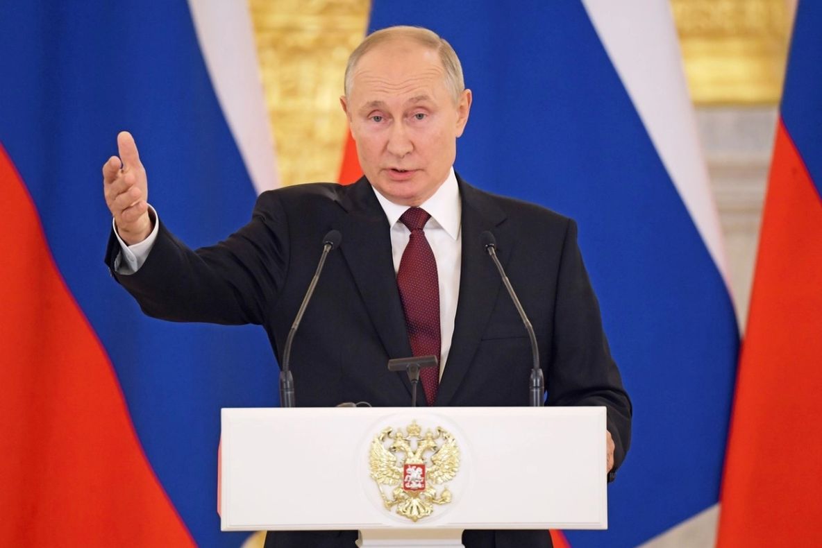 Putin a lăudat unităţiale Gărzii care iau parte la invazia şi războiul din Ucraina: „Vă mulţumesc pentru servirea impecabilă a Rusiei”