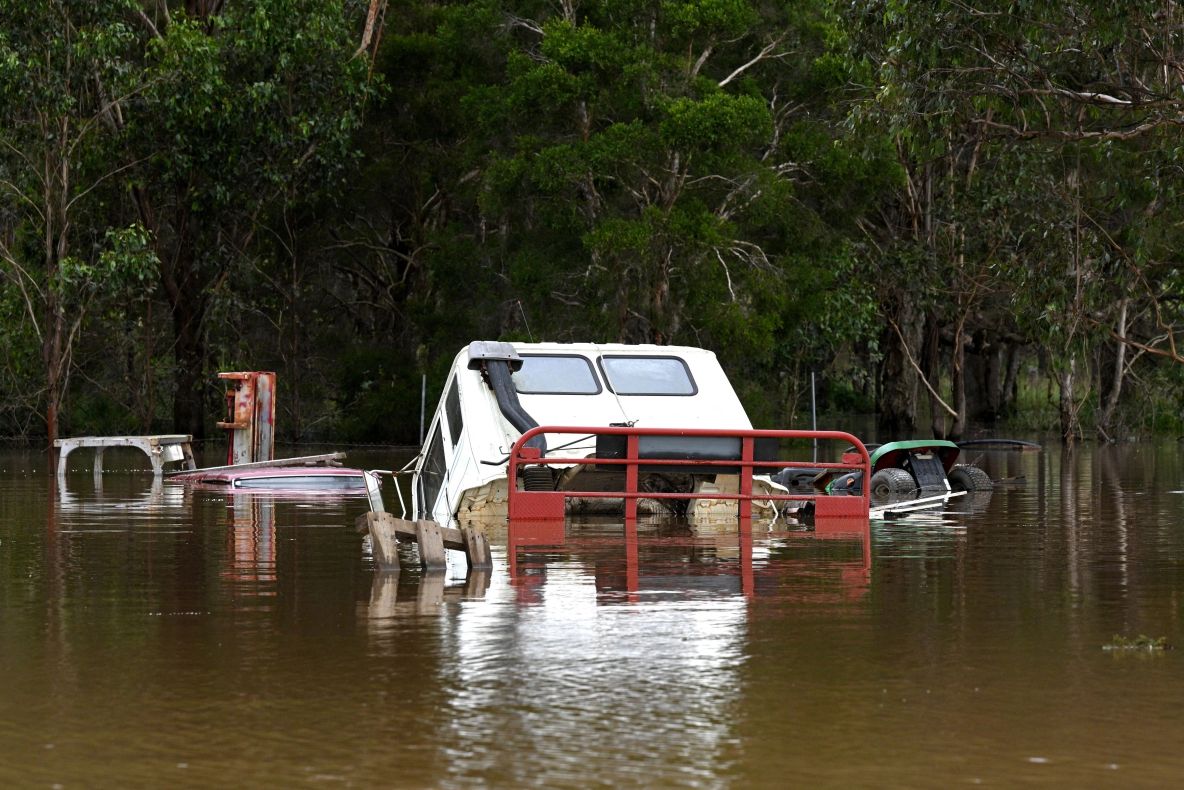 Inundații devastatoare în Rusia. Zeci de localități înghițite de apă, sute de oameni evacuați - VIDEO