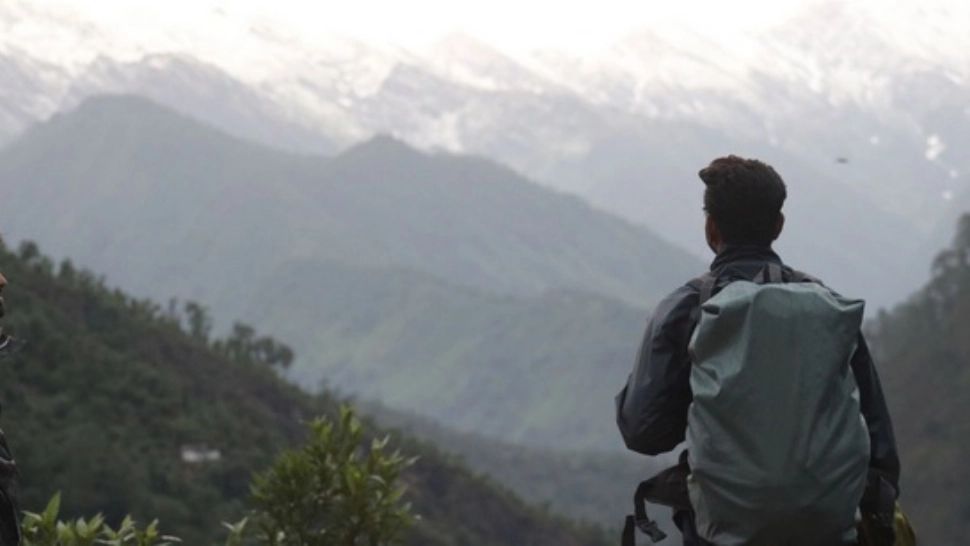 SUPRAVEIȚUITORUL. Bear Grylls de Lupeni. A trăit 8 zile în sălbăticie doar cu fructe de pădure și apă