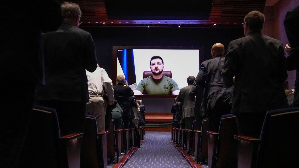 Volodimir Zelenski a comparat războiul din Ucraina cu masacrul de la Guernica, oraş bombardat în 1937 de aviaţia nazistă 