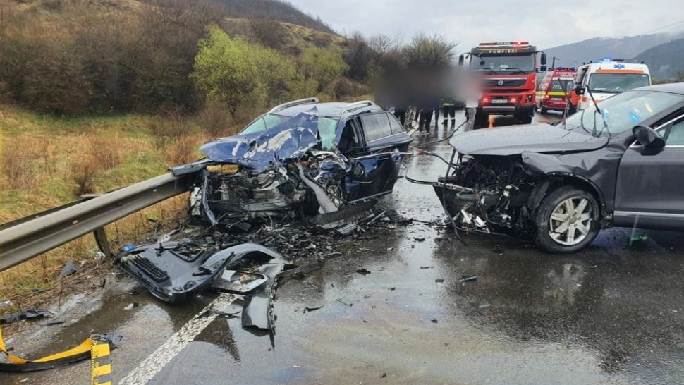 ACCIDENT cu victime încarcerate în județul Suceava