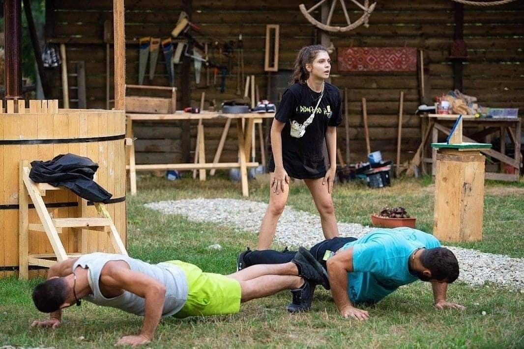 SURVIVOR. Îndrăznește, privește cerul! PERICOLUL defulării pe rețelele de socializare. Cazul Elena Chiriac - dovada victoriei și controversa feminității