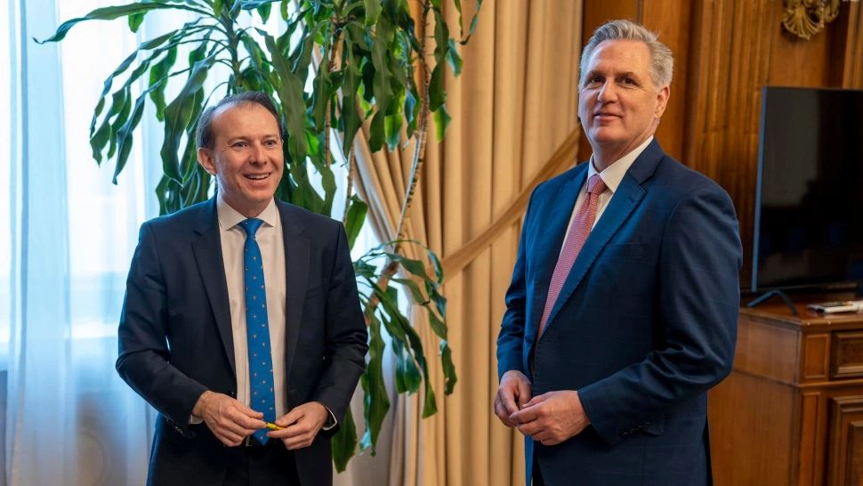 Florin Cîțu, discuții cu delegația Congresului SUA: „Sunt necesare măsuri mai dure și oprirea comerțului cu Rusia”