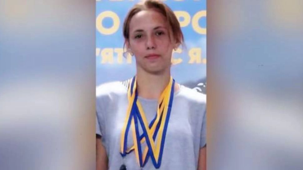 Tragediile se țin lanț în Mariupol - O sportivă de 14 ani a fost ucisă în bombardamentele rușilor, alături de mama sa