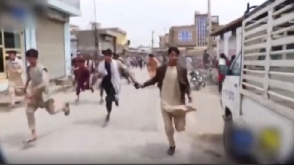 VIDEO | Atac terorist într-un liceu din capitala Afganistanului - 6 morți și 11 răniți