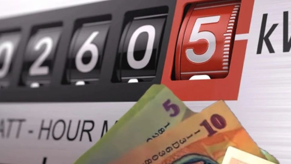 Soluția autorităților la o energie mai scumpă de 5 ori: Românii sunt puși să citească lunar contorul
