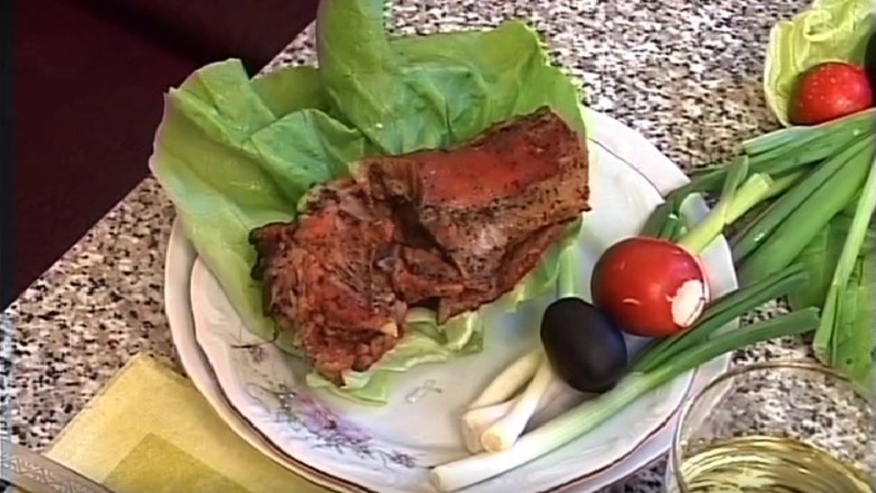 VIDEO Parlamentarii români, de la oratorie la ... bucătărie: cum petrec Paștele aleșii neamului