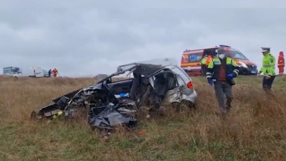 Accident cumplit, în Constanța: un mort și 2 răniți, după un impact frontal
