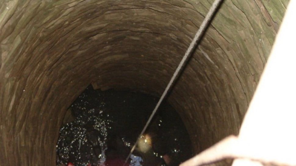 Tragedie în a doua zi de Paște: un bătrân a murit după ce a căzut într-o fântână adâncă de 8 metri