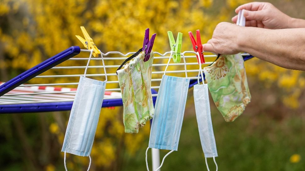 Ce țară ridică majoritatea restricţiilor de călătorie legate de COVID-19