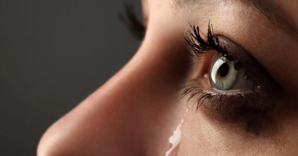 Scandal monstru, într-un tramvai din Capitală - femeie hărțuită de doi bețivi, salvată de "justițiarul din Berceni" - VIDEO