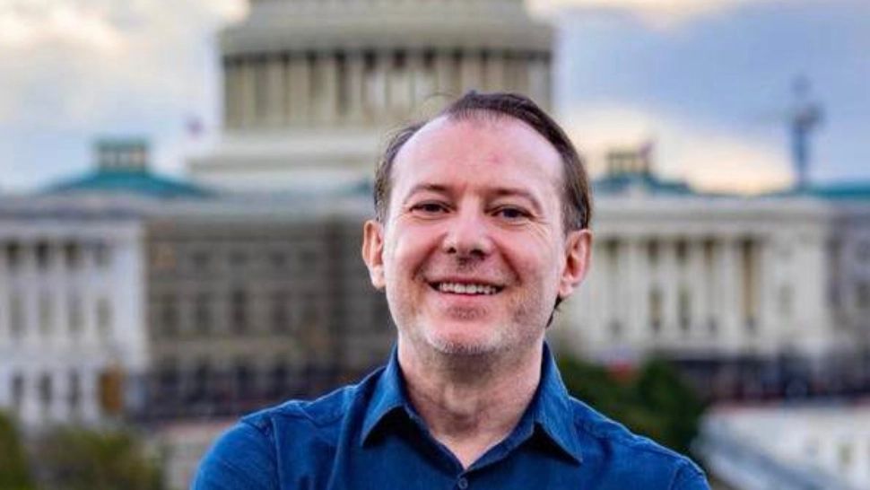 Criza carburanților în România. Florin Cîțu: „Soluția PSD de plafonare a prețurilor - o prostie comunistă”