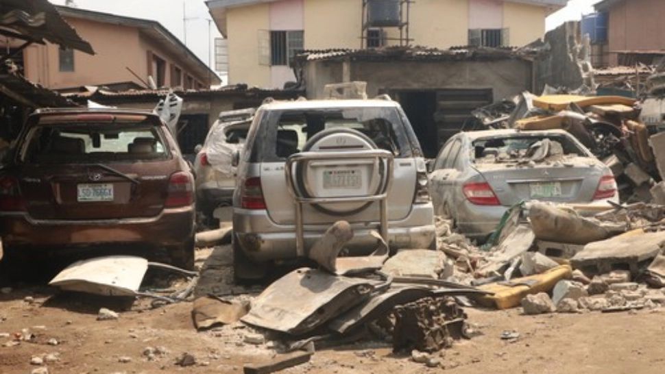 VIDEO Tragedie în Nigeria. Cel puțin 100 de morți în urma exploziei unei depozit de combustibil