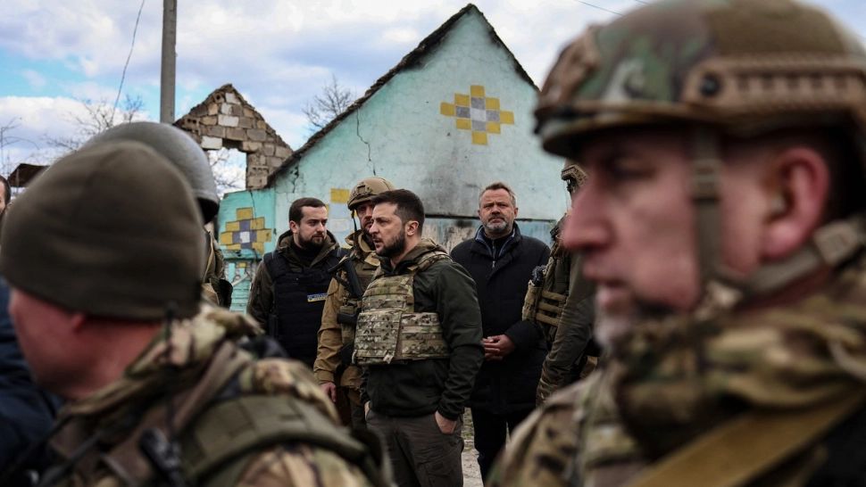 Război Ucraina. Zelenski pune STOP, momentan, negocierilor de pace cu Rusia. Ce strategie adoptă Kievul