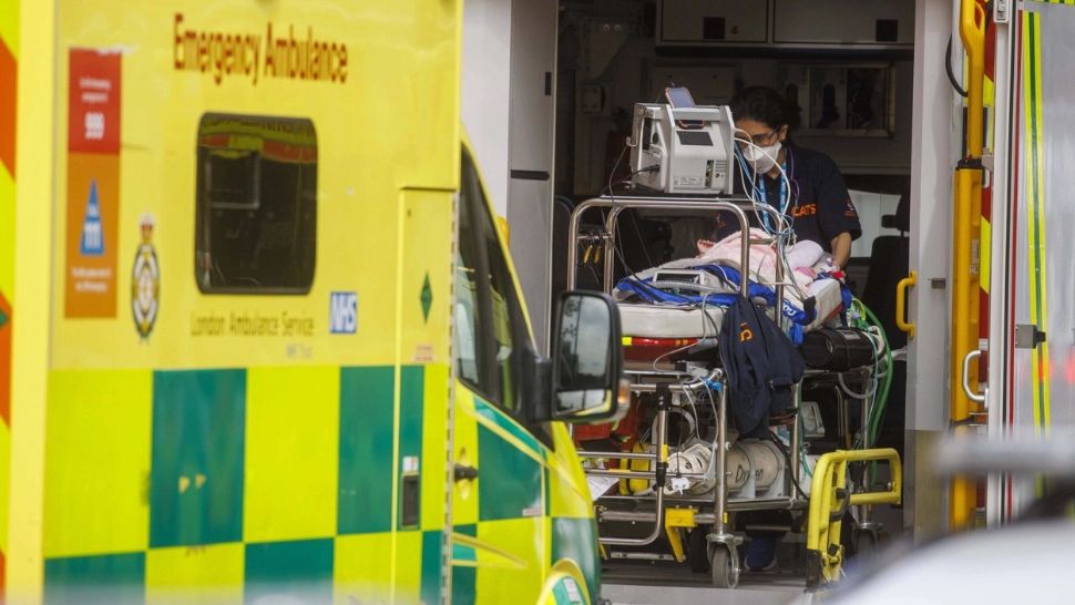 Român mort în Anglia, într-un incendiu. Focul a fost pus intenționat