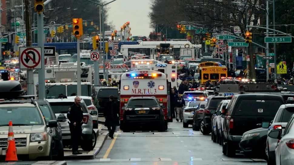 Un nou atac sângeros în SUA - 4 oameni uciși și 10 răniți