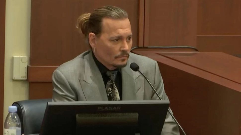 Johnny Depp a depus mărturie în procesul de defăimare împotriva fostei sale soții