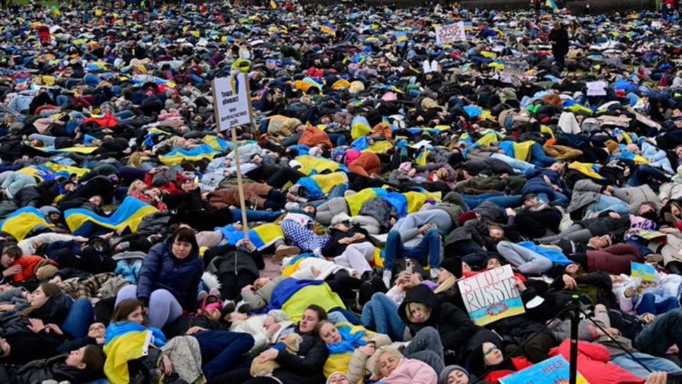 Imagini tulburătoare la protestele din Europa după atrocitățile de la Bucha - Germanii cer embargo pe gazul rusesc