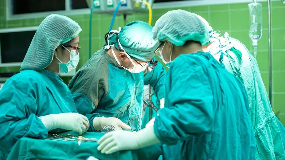 Cordul prelevat de la donatorul de ficat pentru fetiţa cu Boala Wilson va fi transplantat la Târgu Mureş