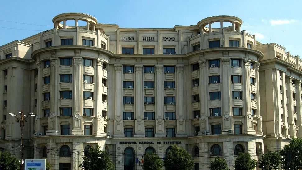 Angajații INS reiau protestele: respectarea Legii salarizării, printre revendicări