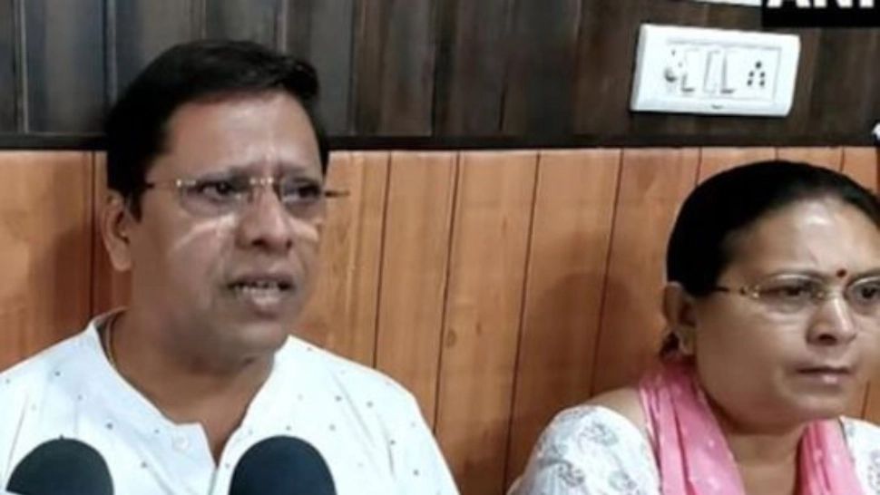 Părinții și-au dat fiul în judecată în India pentru că nu le face un nepot: 615.000 de dolari pentru „durerea insuportabilă”