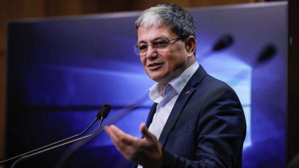 Marcel Boloș a explicat procentul de creștere a pensiilor - Când vor fi alimentate cardurile sărăciei