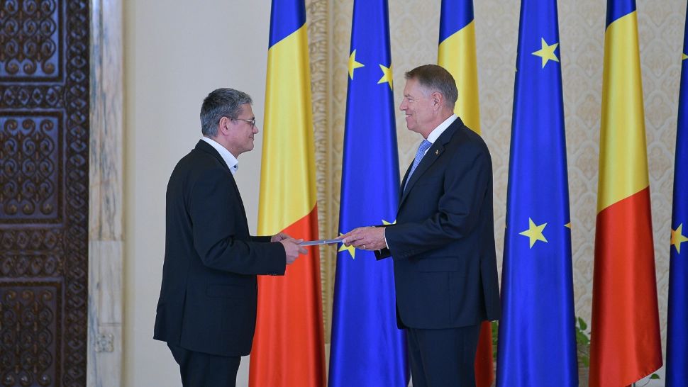 Sebastian Burduja și Marcel Boloș au depus jurământul ca miniștri ai Cercetării și, respectiv, Fonduri UE